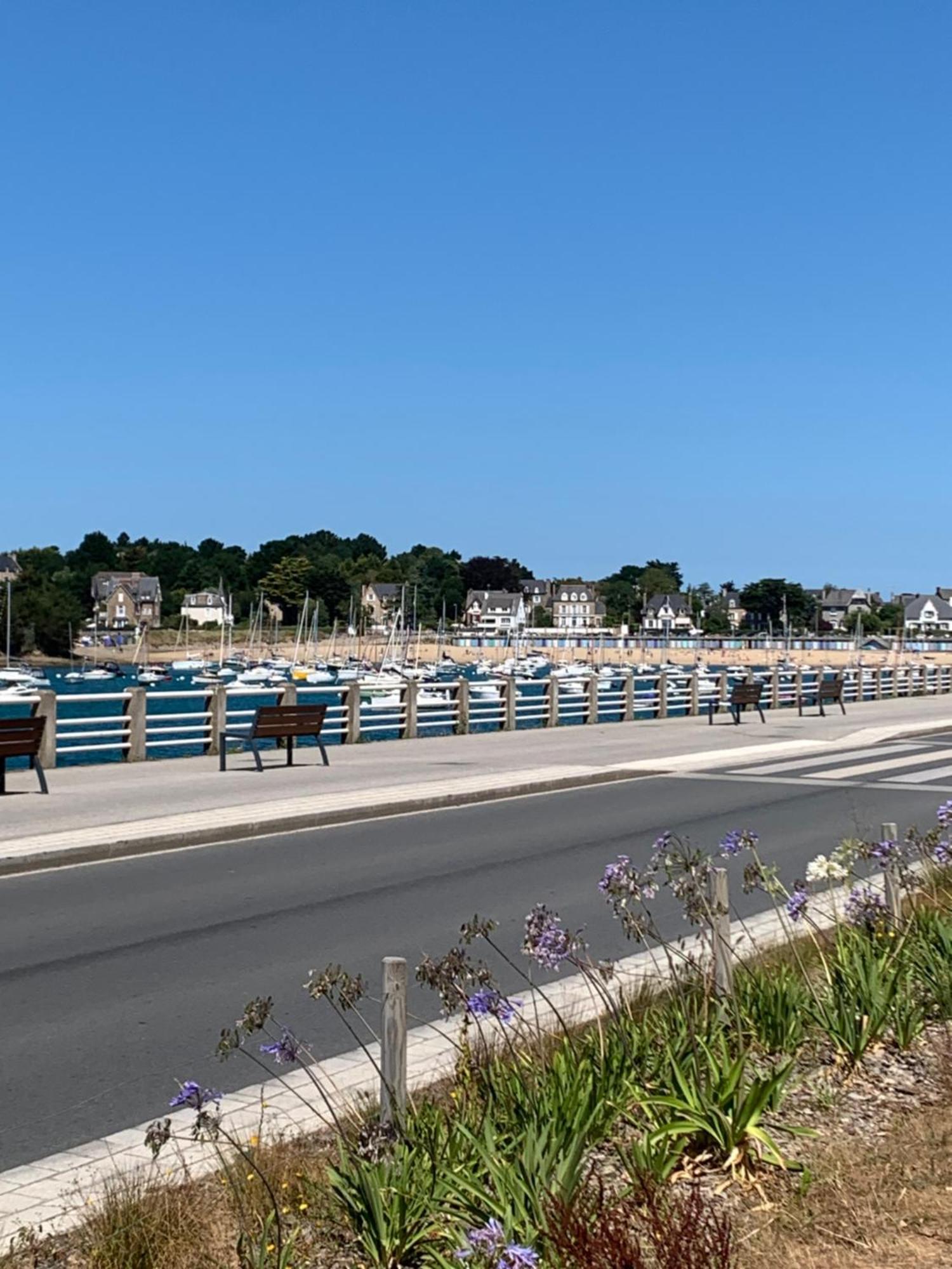Magnifique Bas De Villa Deux Chambres Situe Pres Des Plages Et Du Golf Saint-Briac-sur-Mer Zewnętrze zdjęcie